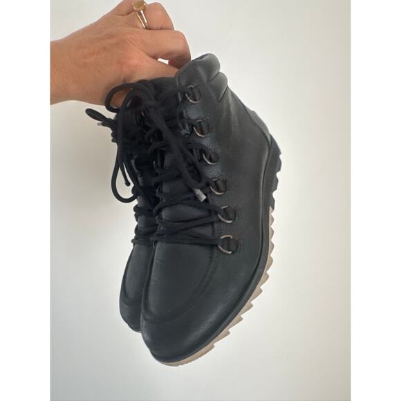 SOREL Harlow Women's Leather Lace-Up Ankle Boots - Black, Size 7 - Picture 3 of 7